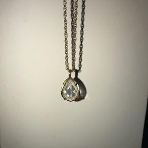 Kendra Scott necklace
